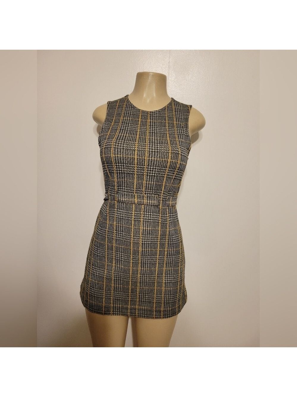 Urban Outfitters Grey Plaid Dress Size X-Small Tennis Golf Y2K Classic Demure